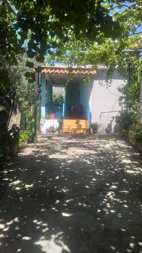 Lukovë Eva'S Houseヴィラ エクステリア 写真